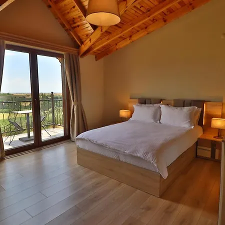 Dessera Vineyards Hotel 3*