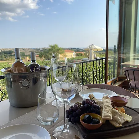 Hotel Dessera Vineyards 3*
